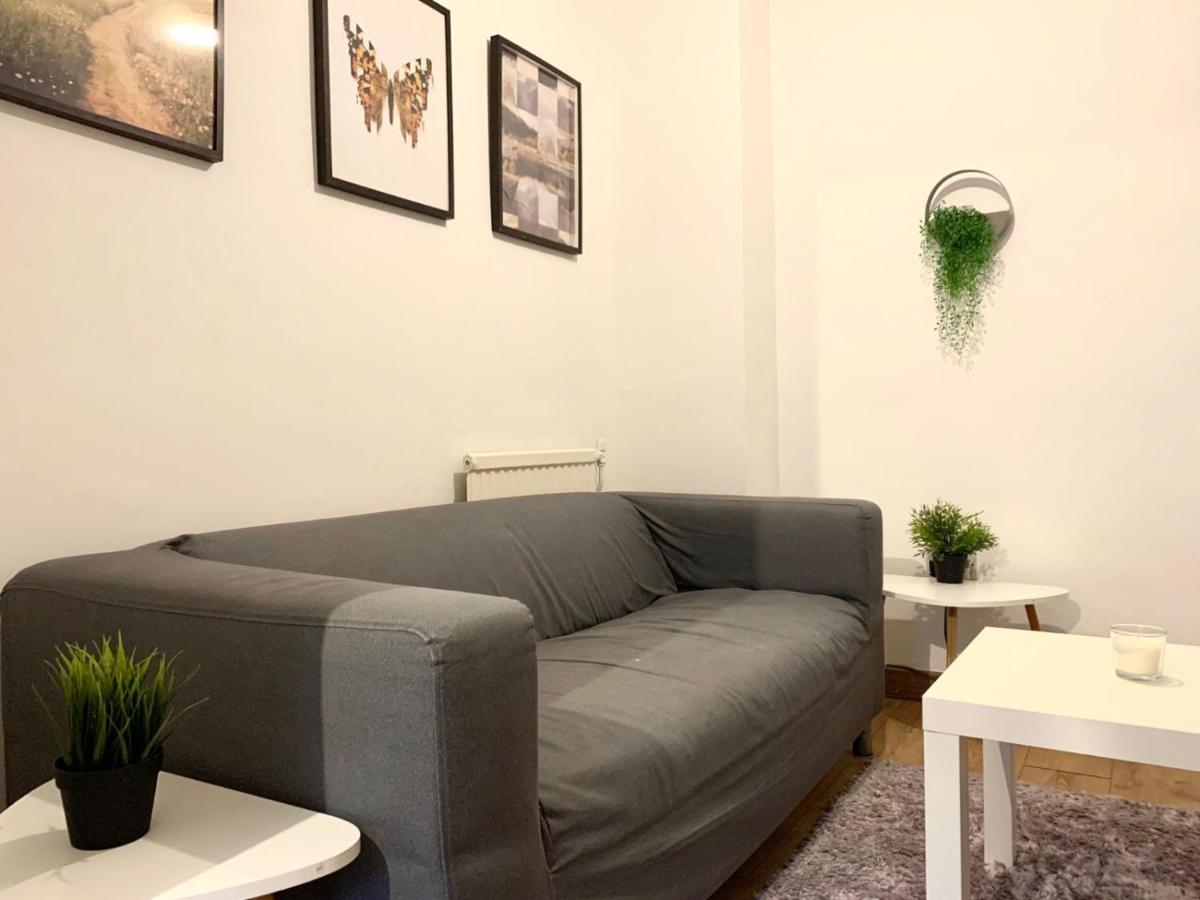 Private Bedrooms In A Flat! Home Away From Home! Shared Bathroom Londyn Zewnętrze zdjęcie